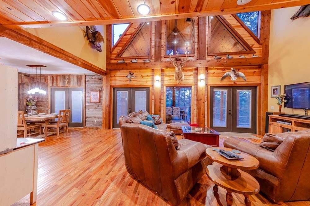 Mountain Fork Lodge Free Wifi Broken Bow Eksteriør billede